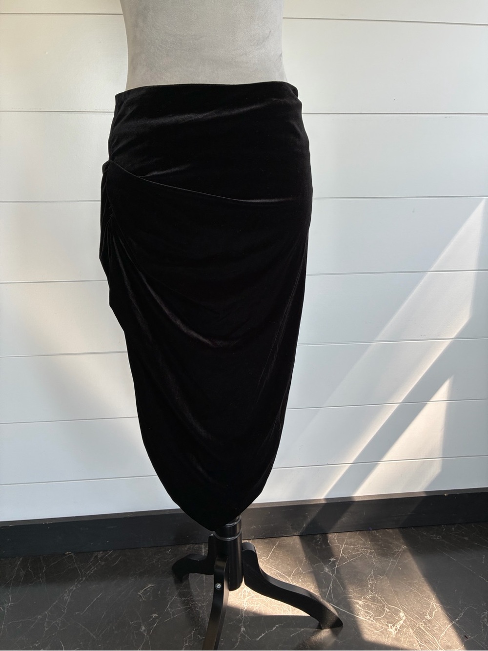 DKNY Women Back Zip Asymmetric Ruched Velvet Pencil Short Skirt Sz 14 NWOT/0413